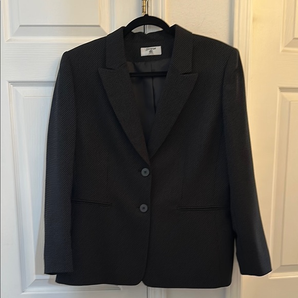 Stresa Petite Women's Black Blazer - Picture 1 of 9